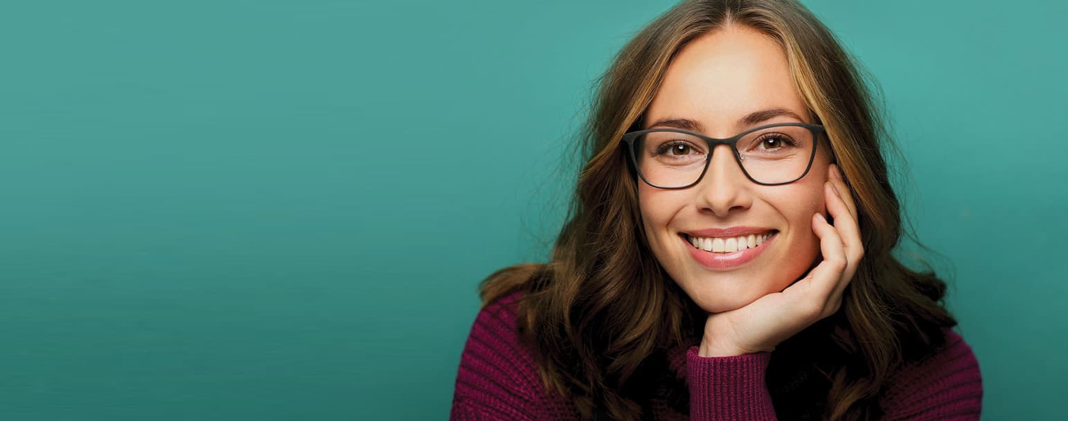 Woman wearing premium DLS lenses